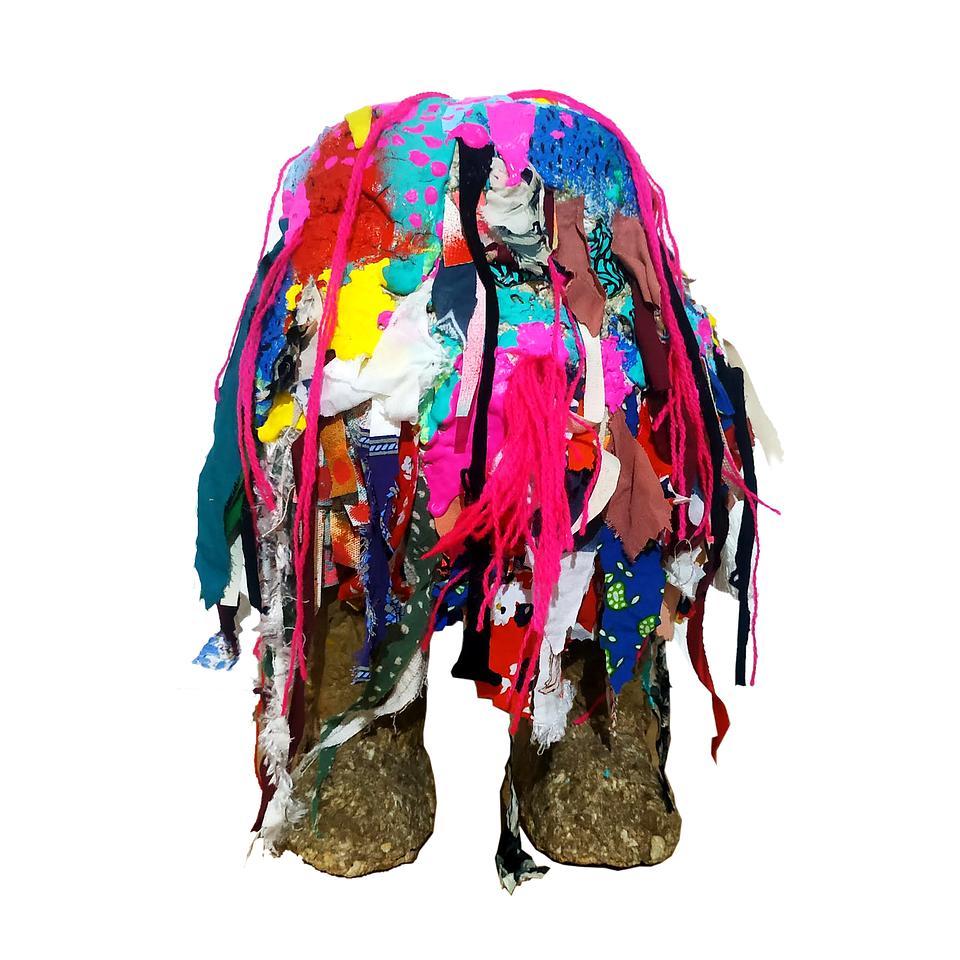 Bad Hair Day.
Kain perca, paper mache, acrylic, spray paint, benang 40 x 40 cm. 2022